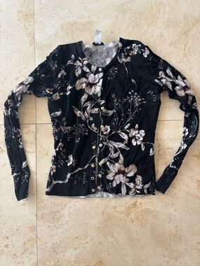 White House Black Market Black and Cream Floral Cardigan